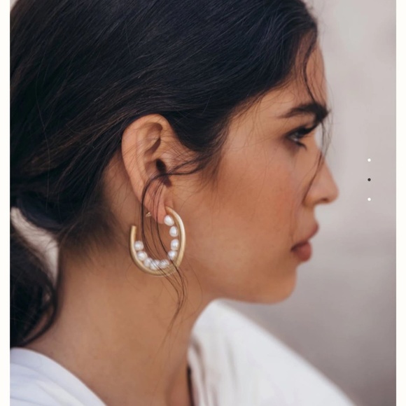 BEST Cult Gaia Goldie Hoop Earring Vacation